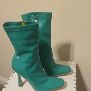 Chic Teal High Heel Ankle Boots